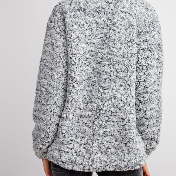 NWT-Women’s Two Tone 1/4 Zip Fleece Pullover, Grey - Picture 6 of 7